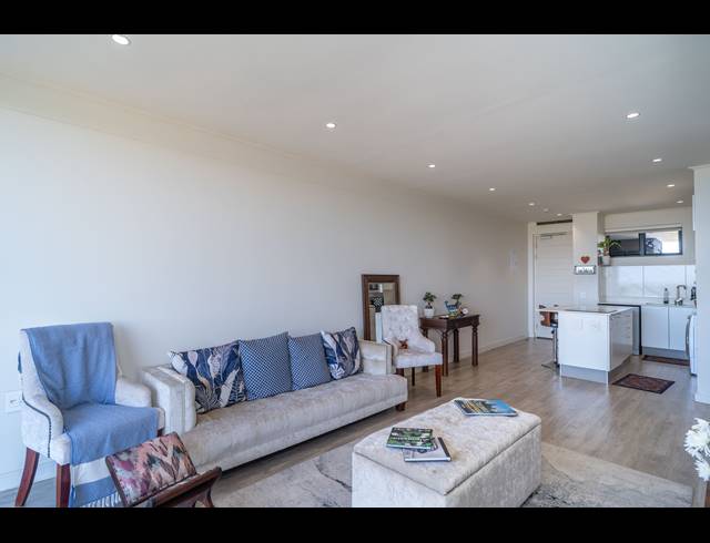 2 BEDROOM APARTMENT FOR SALE IN SIBAYA PRECINCT